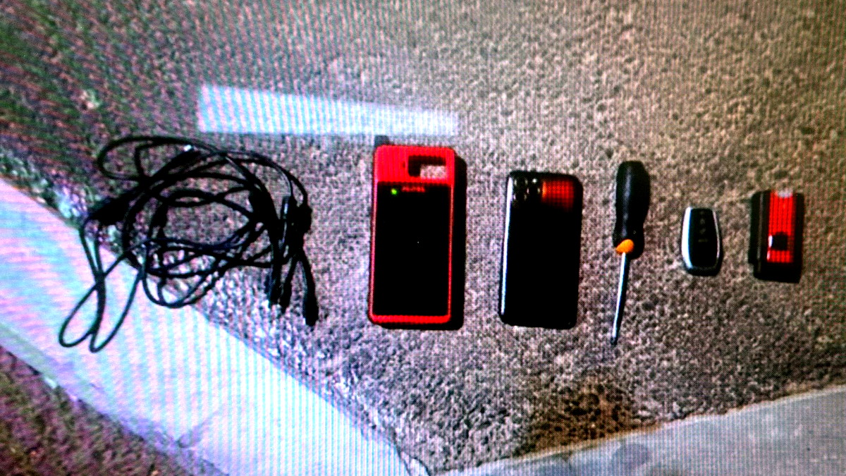 القدس:إحباط محاولة سرقة مركبة والقبض على قاصر (16) عاماً ضُبط بحوزته أدوات إقتحام حواسيب ومعدات إضافية