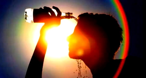 اضرار طويلة الأمد.. موجات الحر تُسرّع الشيخوخة 