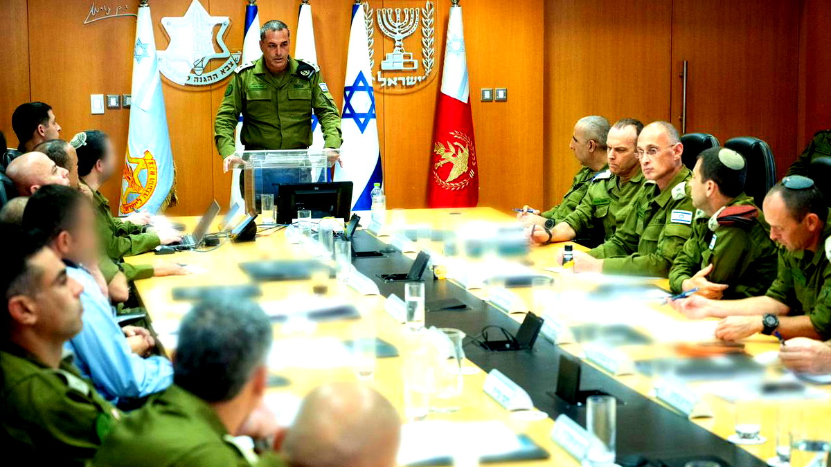 زامير: الجيش الإسرائيلي يوسع عملياته في الشرق الأوسط ويضرب الحوثيين في اليمن