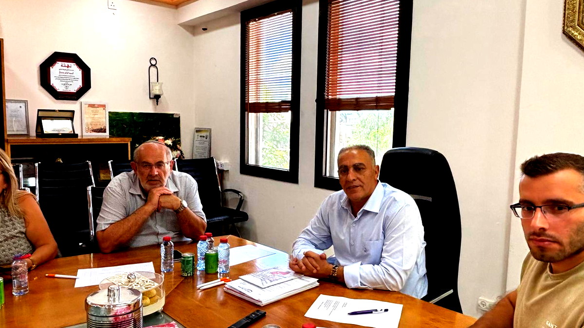 بلدية كفرقرع: زيارة وفد مهني من وزارة الإسكان إلى البلدية