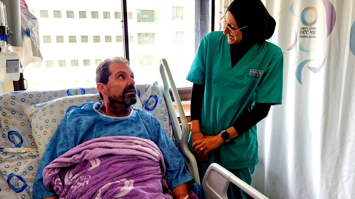 الممرضة سجى وتد بدران، من سكان قرية جت تنقذ حياة افي هرشتاين، من سكان مدينة حريش المجاورة