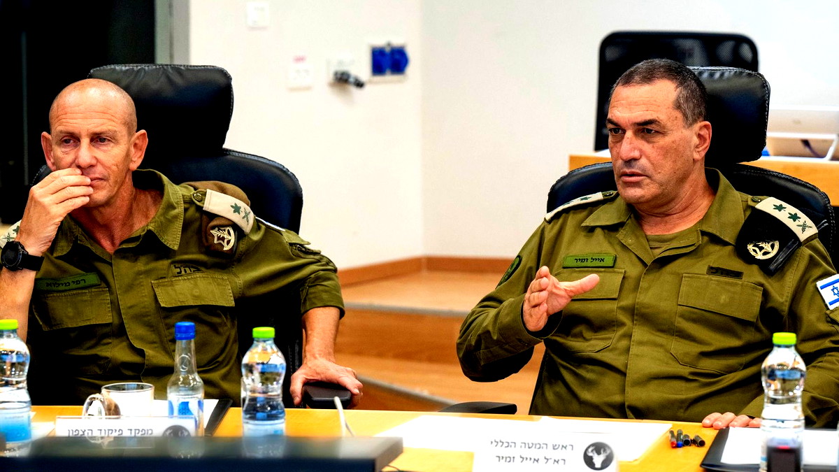  رئيس الأركان الاسرائيلي زمير: سنطال أيضًا قادة حماس في الخارج