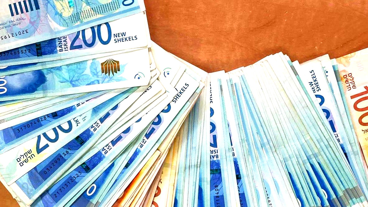 منتصف هذه الليلة: رفع أسعار الوقود ب 9 أغورات ليصبح سعر لتر البنزين 7.16 شيكل