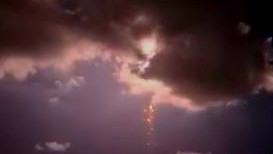 سماء البلاد: رصد أجسام غير معروفة وسط حديث عن إطلاق أقمار صناعية إسرائيلية