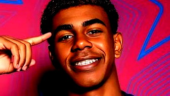 يامال يرد على فليك والانتقادات التي تطال حياته الشخصية