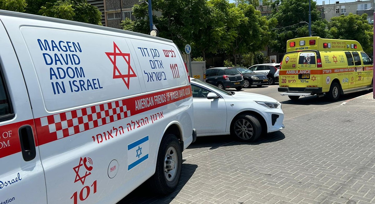الجريمة مستمرة- الطيبة: إصابة رجل (55 عامًا) بجراح خطيرة جراء تعرضه لحادثة عنف