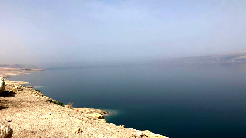 حالة الطقس: أجواء حارة نهارًا ومعتدلة ليلًا