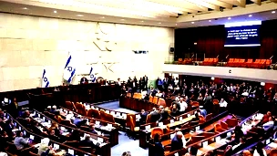 عقبات بيروقراطية..السلطات المحلية تطالب الحكومة بصلاحيات: "تتحكم بالميزانيات ولا تحررها"