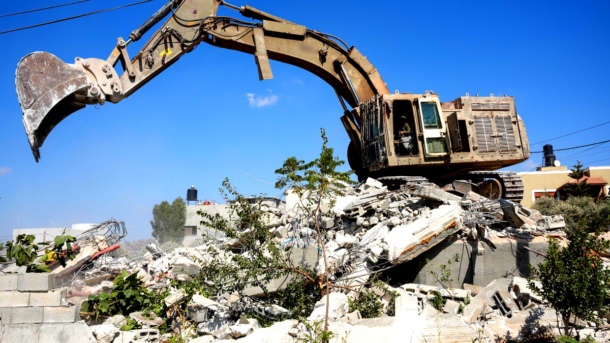 تصعيد مستمر| مصادر فلسطينية: حملة مداهمات وتفجيرات في الضفة الغربية وسط اشتباكات في جنين