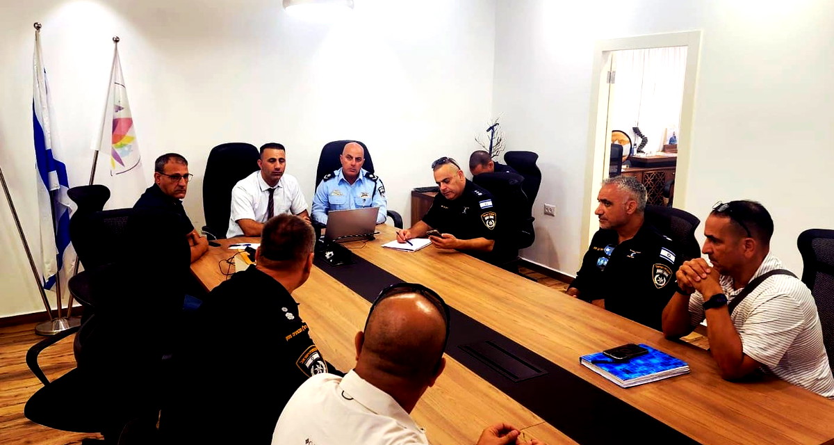 لقاء عمل بين قائد شرطة الشّمال ورئيس بلديّة المغار بهدف تعزيز التعاون من أجل أمن وسلامة الجمهور