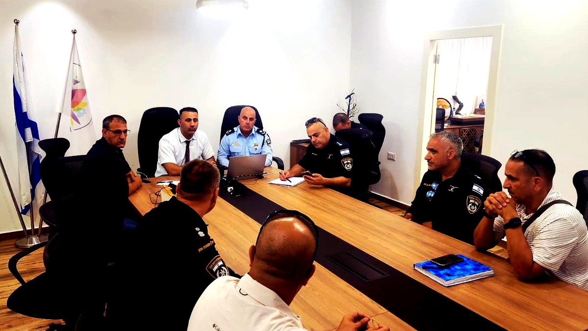 لقاء عمل بين قائد شرطة الشّمال ورئيس بلديّة المغار بهدف تعزيز التعاون من أجل أمن وسلامة الجمهور