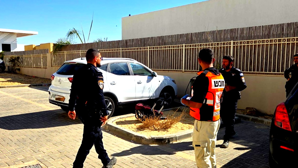 ديمونا: اقرار وفاة الطفلة (عامين) بعد تركها داخل سيارة لفترة طويلة