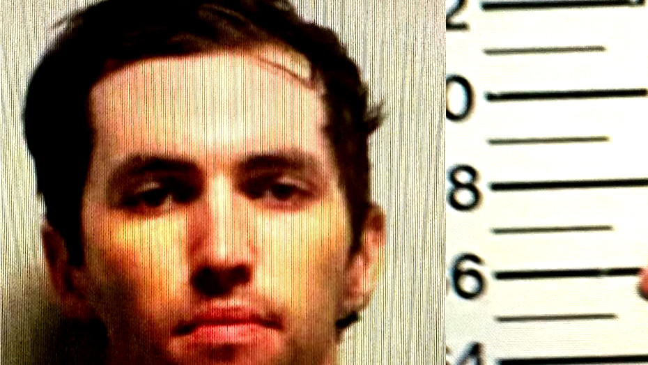 اعتقال مشتبه به (22 عامًا) من ولاية يوتا في قتل الناشط اليميني تشارلي كيرك