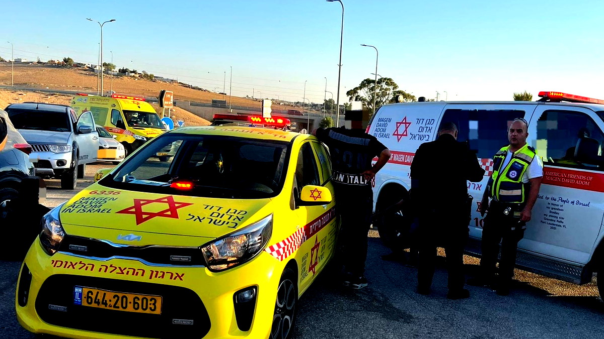 منطقة النقب: مصرع طفل (5 سنوات) إثر حادث دهس قرب منتزه تل عراد