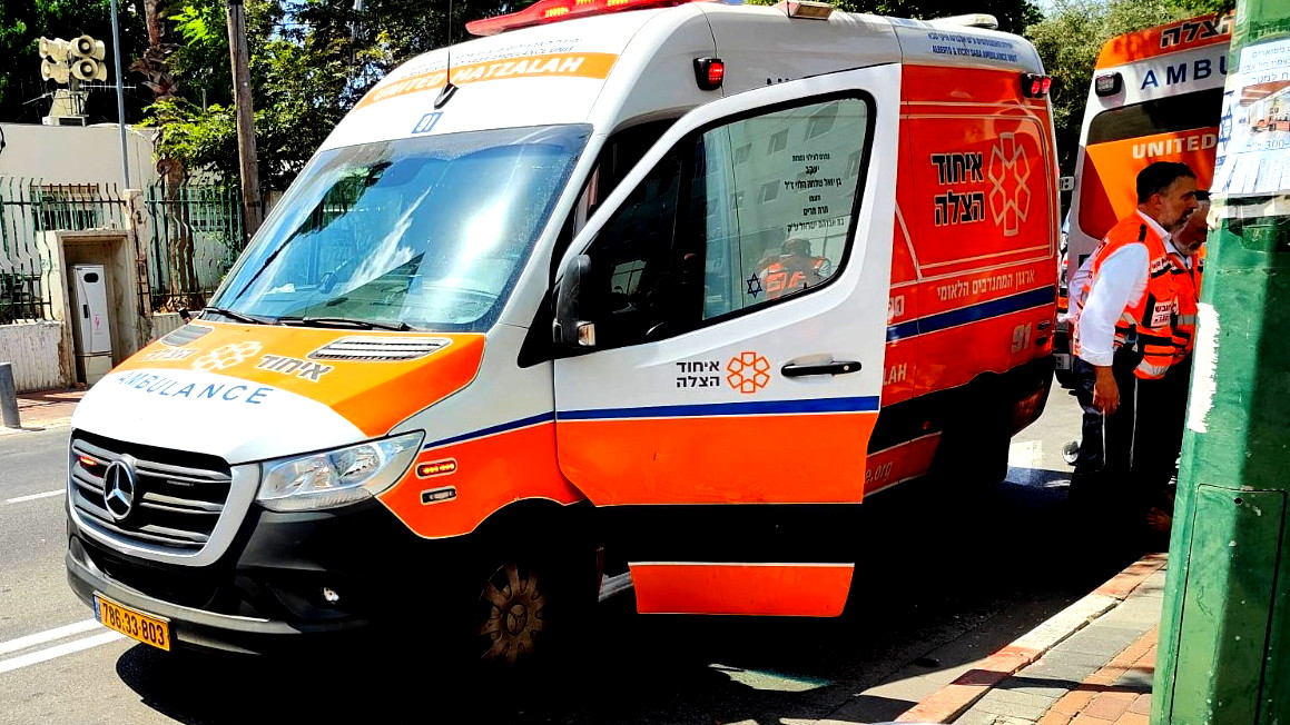 كريات جات: طفلة (عامان) بحالة خطيرة جراء تعرضها للغرق في حوض استحمام