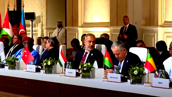 هذا اليوم- عقد قمة طارئة لزعماء الدّول العربيّة والإسلاميّة في العاصمة القطرية الدّوحة