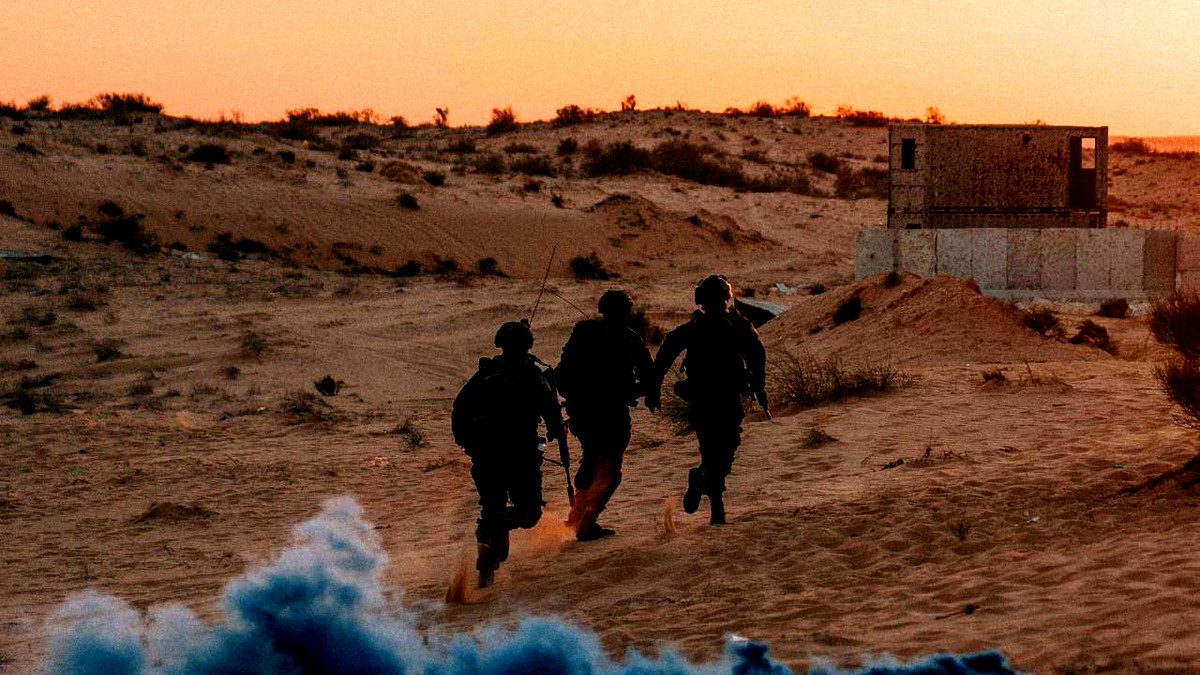 الجيش الإسرائيليّ يعلن عن بدء المرحلة الثّانية من العملية العسكرية بغزّة ويؤكّد: هاجمنا أكثر من 850 هدفًا في القطاع  خلال الأسبوع الأخير