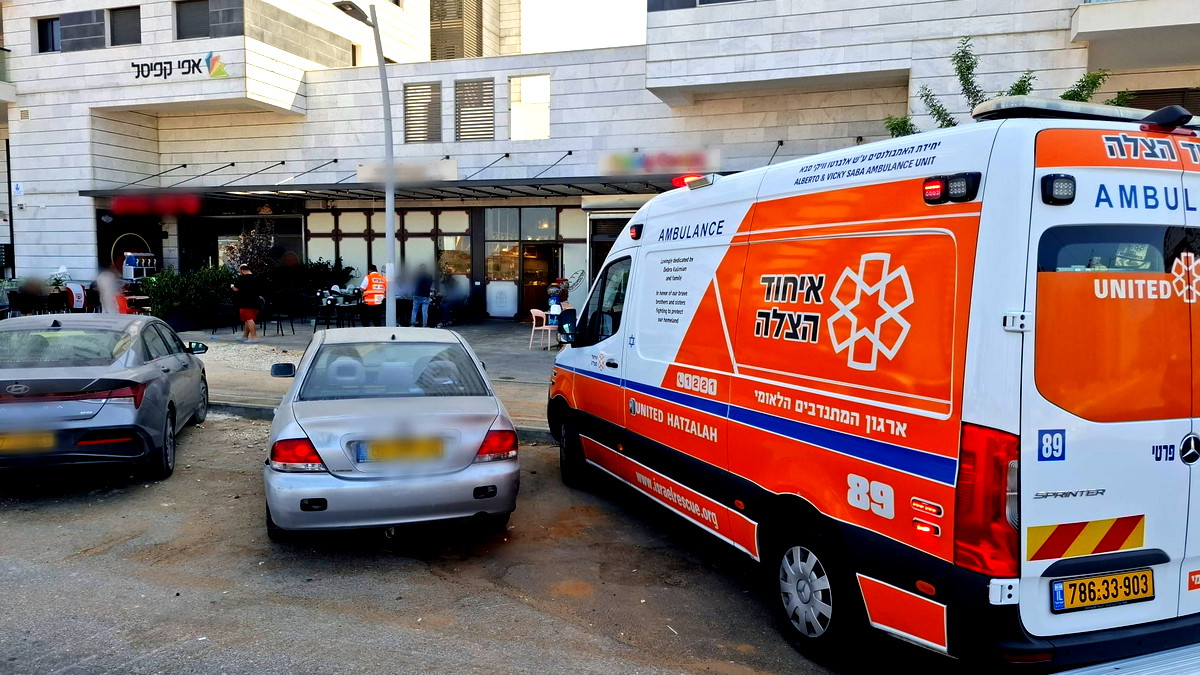 أشدود: عامل (22 عامًا) سقط وأُصيب في رأسه – حالته خطيرة