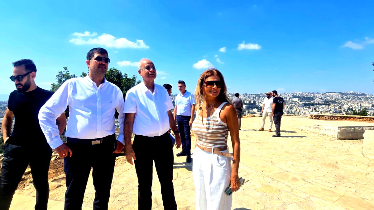 مدير عام وزارة السياحة يزور بلدية الناصرة