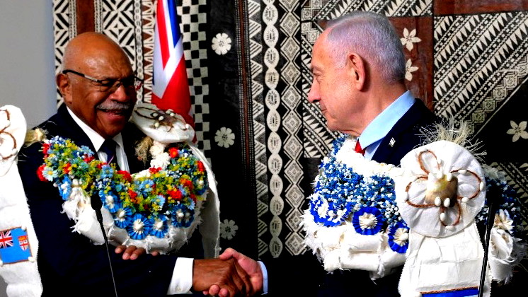 نتنياهو يستقبل رئيس وزراء دولة فيجي في افتتاح سفارة في القدس
