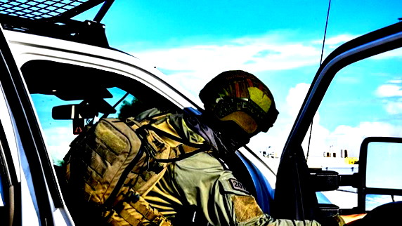 عناصر في حرس الحدود الإسرائيلي يتعرضون لحادث غير متوقع يؤدي لإخلاء قاعدة عسكرية