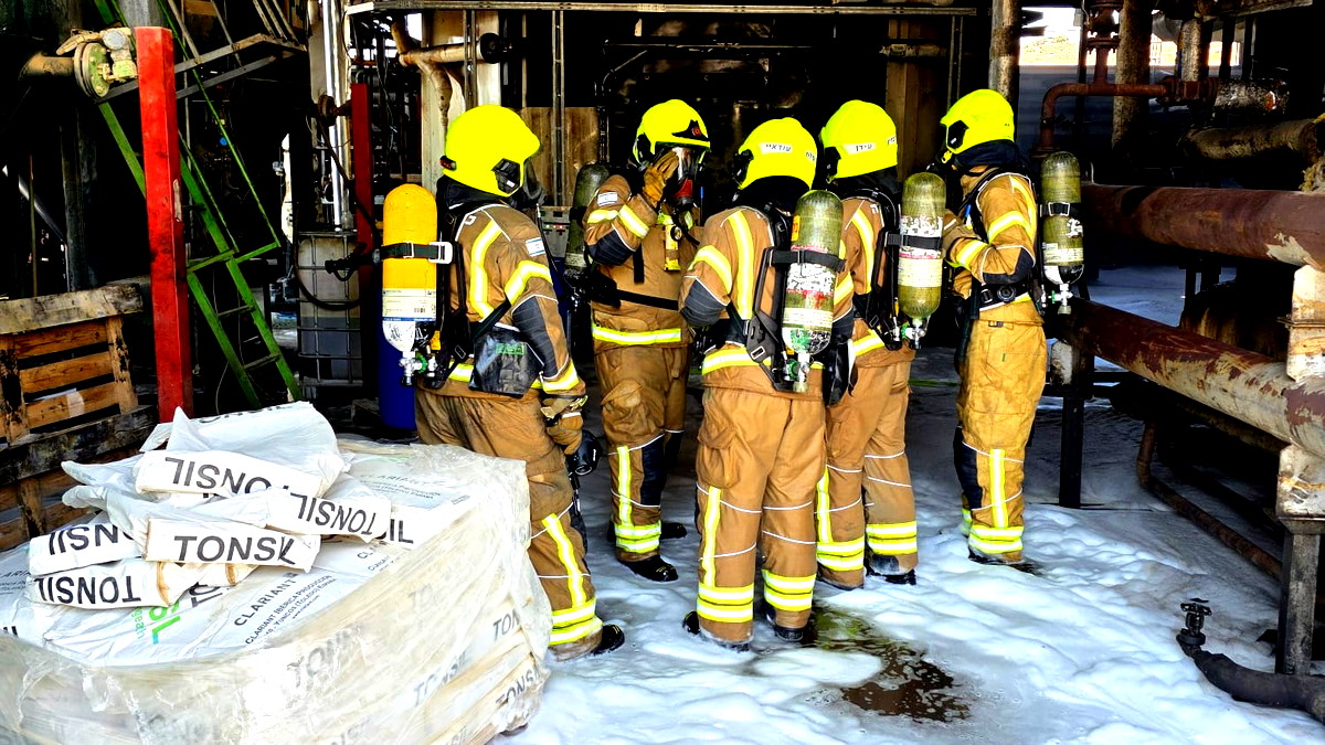 اريئيل: اندلاع حريق بمصنع وإصابة عامل بجراح خطيرة