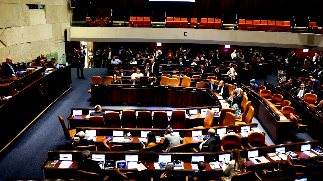 تحذيرات من تشريعات تستهدف القوائم العربية وتهدد نزاهة الانتخابات المقبلة