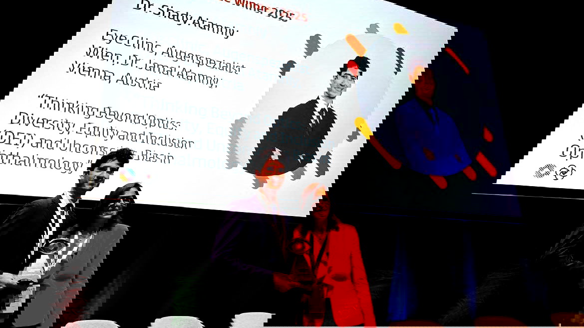  الدكتور شادي عثامنة يحقق انجازاً علمياً خلال مؤتمر  الجمعية الأوروبية لجراحي العيون وتصحيح النظر في كوبنهاجن -الدنمارك