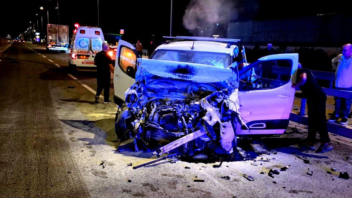 إصابة شابين من دير الأسد بجروح متوسطة في حادث سير قرب مجد الكروم