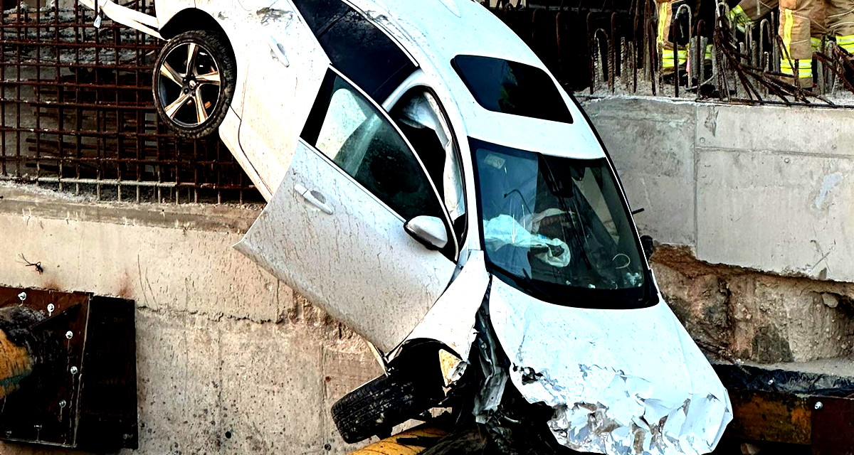 إنحراف سيارة وسقوطها على جسر قد الإنشاء على شارع 79 قرب شفاعمرو - إصابتان متوسطتان 