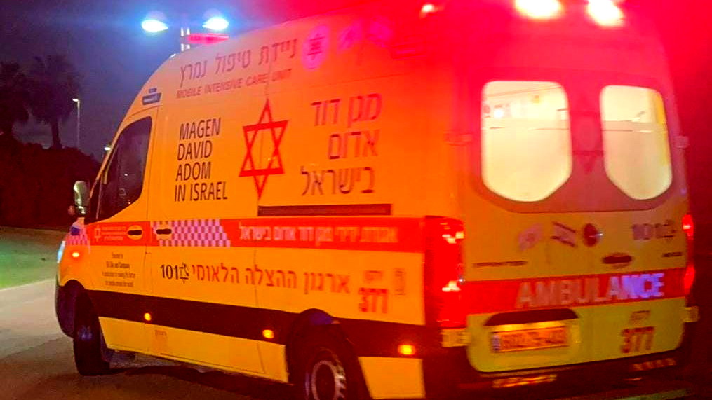 إصابة 3 أشخاص بجراح متفاوتة خلال شجار في يافا- أحدهم بحالة خطيرة