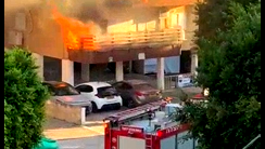 العفولة: تخليص عالقين بعد اندلاع حريق داخل مبنى سكني 