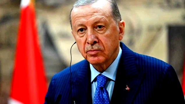 أردوغان: الرئيس الأمريكي طلب من تركيا إقناع حماس بالموافقة على خطته