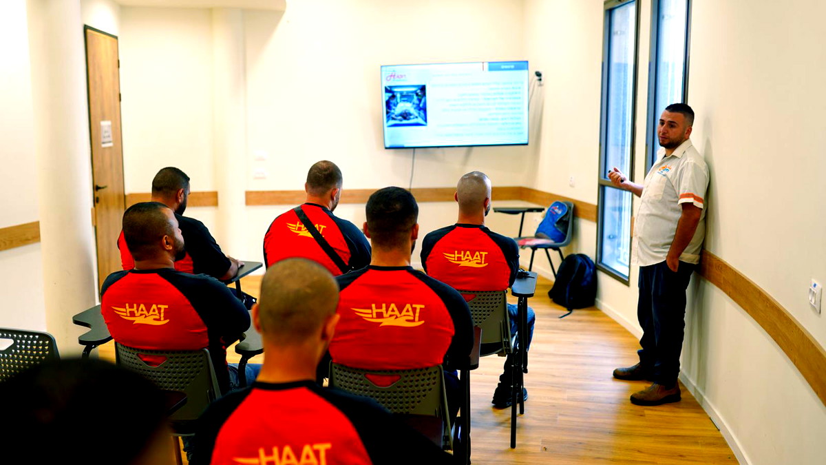 كابتن +: مرسلو هات يتحولون إلى مسعفين معتمدين ضمن شراكة مع مركز الحيّان الطبي