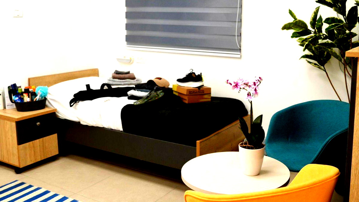 الجيش الإسرائيلي يكمل استعداداته لاستقبال الأسرى المتوقع عودتهم من قطاع غزة