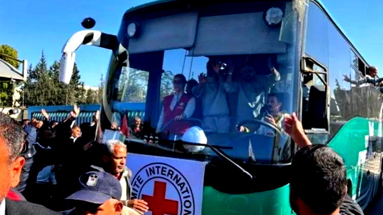 بينهم أطباء وقيادات فصائلية: الكشف عن أبرز المستبعدين من صفقة التبادل