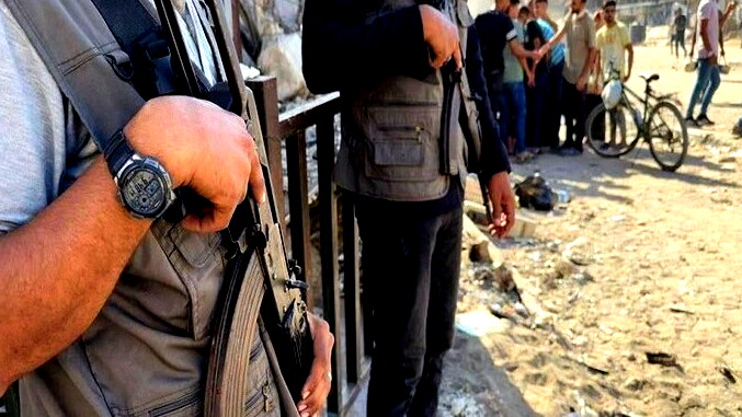 "حماس": نرفض الدعوات لوضع السلاح أو التحفظ عليه إذا كانت تعني تجريدنا منه