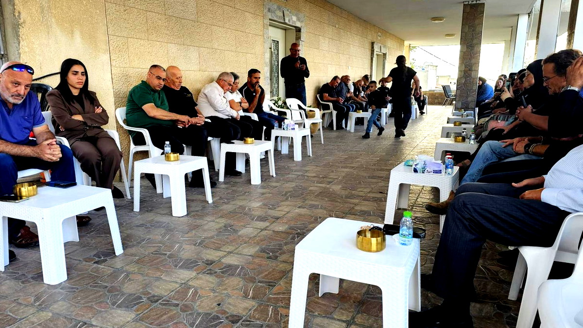 "نقف معًا" بعد زيارة لعائلة المرحوم نجوان أبو سلام في طمرة "مستمرون بالاحتجاج لوقف شلال الدم"