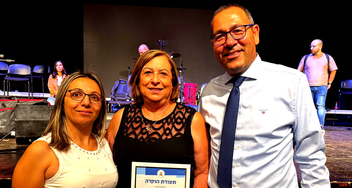  جوقة بيات تختتم عروضها في الرملة بعرضٍ موسيقيّ ساحر: غنّوا مع بيات