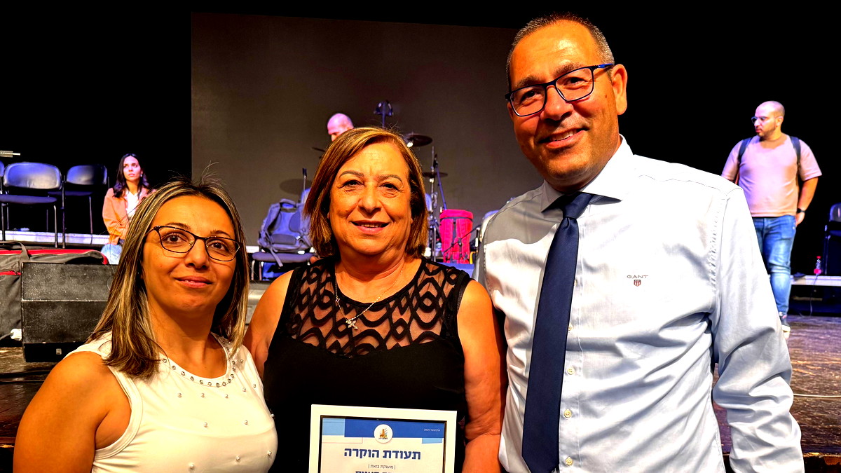  جوقة بيات تختتم عروضها في الرملة بعرضٍ موسيقيّ ساحر: غنّوا مع بيات