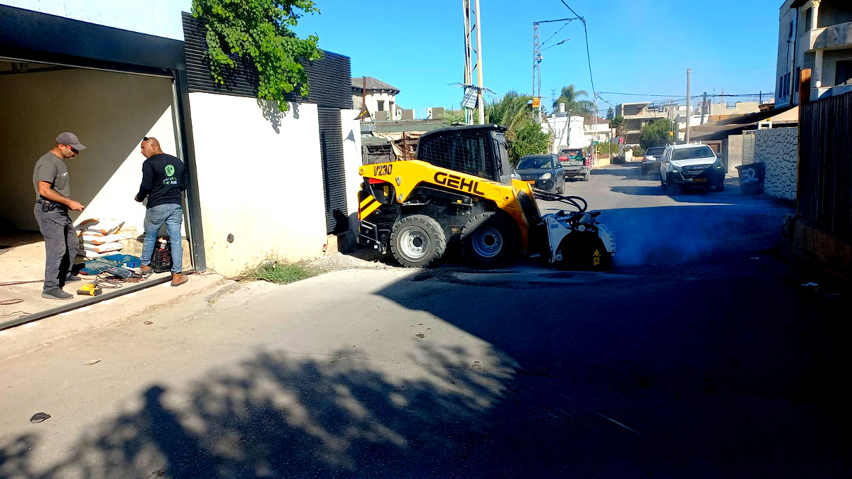 كفرقرع: مواصلة عمليات التّرميم والصّيانة تحت إشراف قسم الهندسة في المدينة  