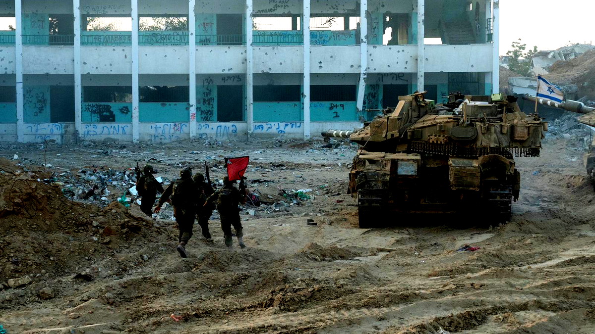 مصادر: الذخائر غير المنفجرة تحول غزة إلى منطقة شديدة الخطورة وتهدد حياة آلاف المدنيين