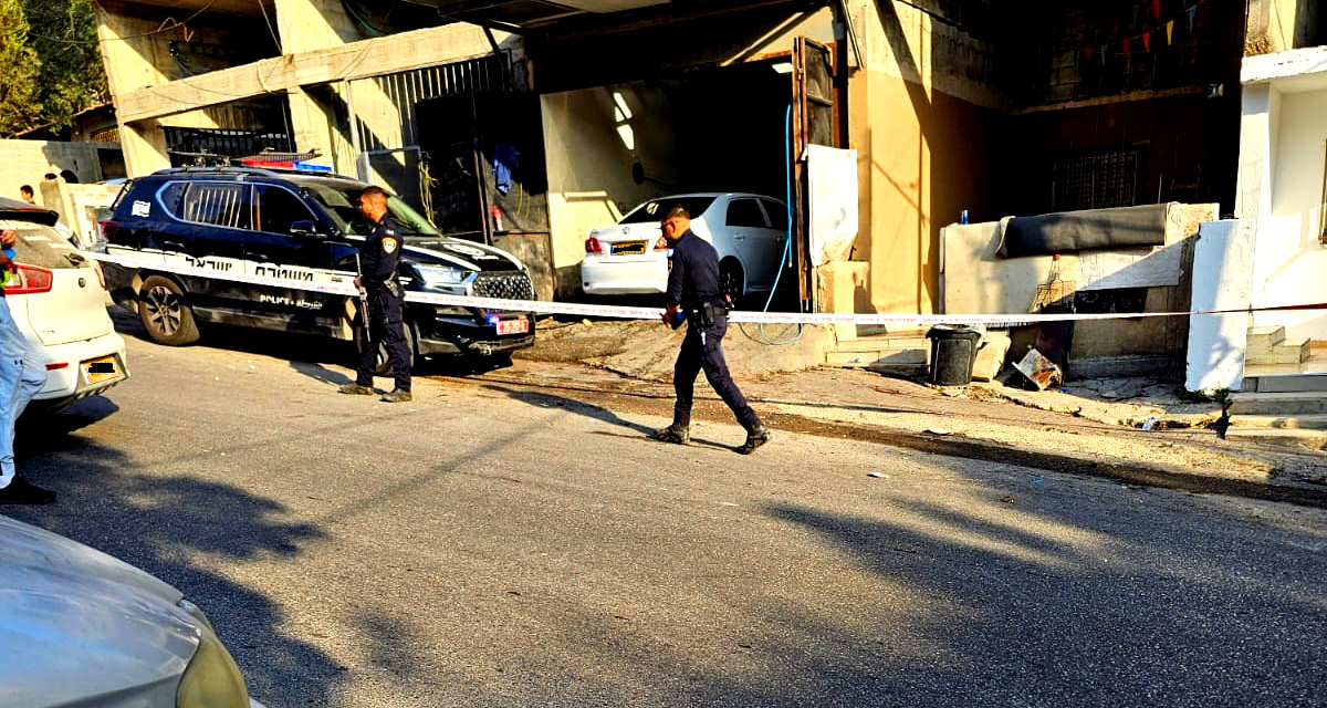 الناصرة: إصابة شابين بجراح متفاوتة جراء تعرضهما لإطلاق نار في حي الفاخورة 