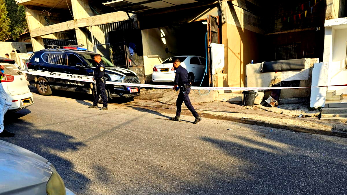 الناصرة: إصابة شابين بجراح متفاوتة جراء تعرضهما لإطلاق نار في حي الفاخورة