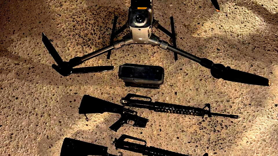 الجيش الإسرائيلي: إحباط محاولة تهريب أسلحة عبر الحدود الغربية باستخدام طائرة مسيّرة