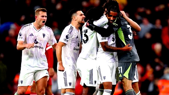 ليفربول يواصل الانهيار بسقوطه أمام مانشستر يونايتد