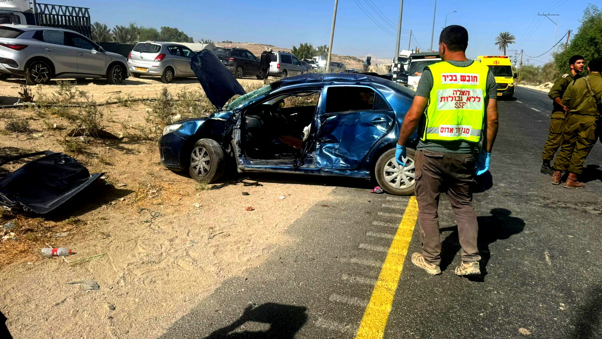 منطقة الأغوار: إصابتان من جرّاء حادث طرق وقع بين حافلة ومركبة على شارع 90 قرب العوجا