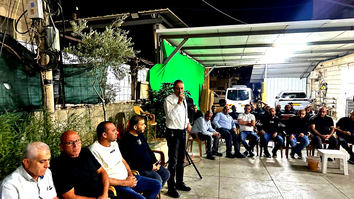 عائلتا آل عبد الحليم وآل عبد الحميد تدعمان لجنة حراسة كفرمندا وتطرحان مبادرة لمنع الجريمة كفرمندا