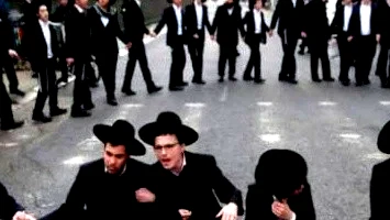 حزب شاس يعلن انسحابه من الائتلاف الحكومي ضمن أزمة التجنيد