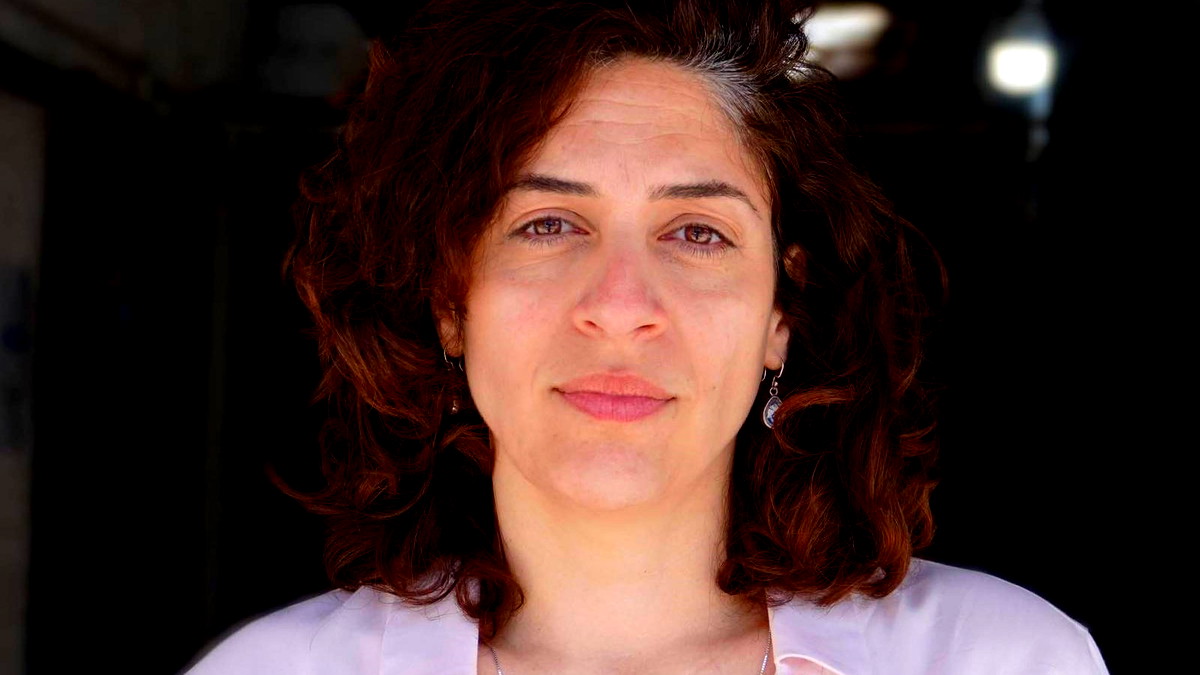 المديرة القُطرية رلى داوود ردًا على تصريح منصور دهامشة: كيف يعقل أنّ هذه العبارات لا تزال مقبولة؟